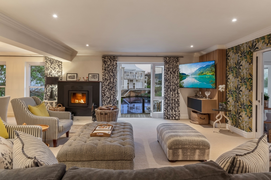 4 Bedroom Property for Sale in Thesen Islands Western Cape